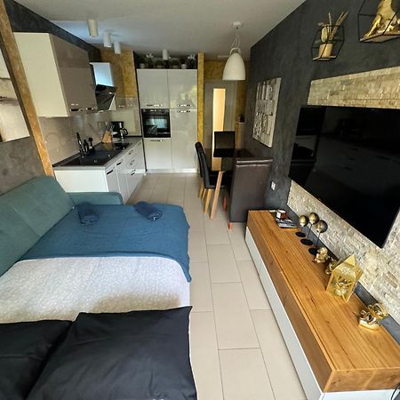 Apartment Astra With Private Parking Split Eksteriør bilde